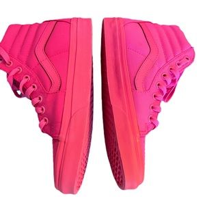 VANS Bright Neon Hot Pink High Top Skateboard Shoes, Men’s 6 Women's 7.5